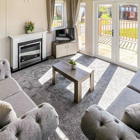 Holderness Country Park Hotel Tunstall  Bagian luar foto